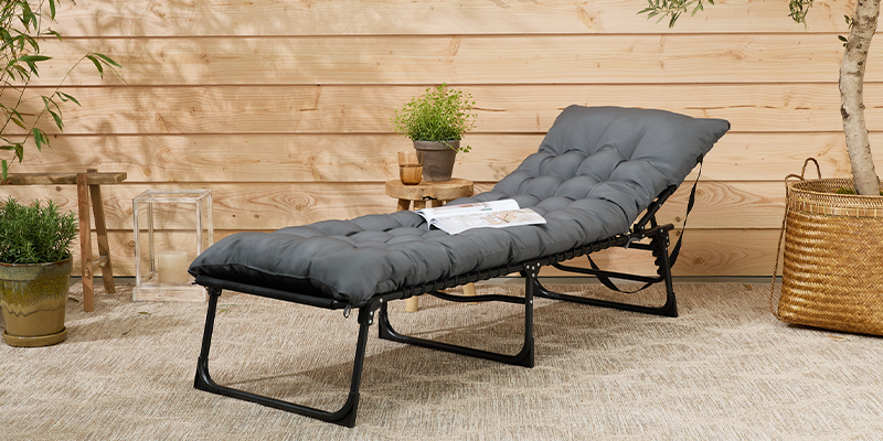 909 Outdoor Premium Ligbed met Luxe Kussen