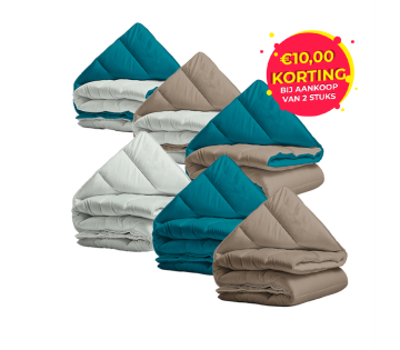 Sleeptime lazy dekbed half opgevouwen in de pure variant.