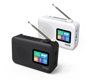 OOQE TUNE PRO DAB+ (NOOD)RADIO in zwart en wit.