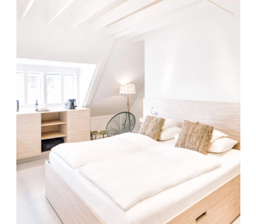 Verblijf in een sfeervolle SUITE in het gezellige Nes op Ameland incl. ontbijt!