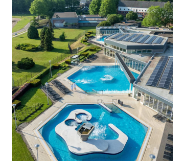 Volledig ontspannen in 4*-WELLNESSHOTEL in Arcen! DELUXE kamer incl. ontbijt, thermaalbaden en sauna + GRATIS parkeren!