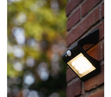 FlinQ Solar LED Wandlamp