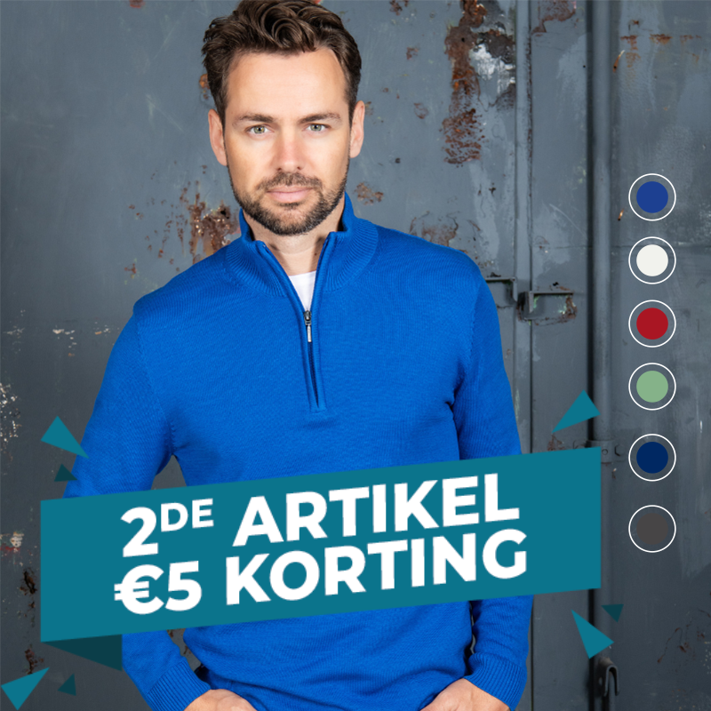 Een man draagt de Cappuccino trui met 1/4 rits. Rechts worden alle kleuren van de trui getoond. Tijdelijk met een 2e artikel, 5eu korting actie. 