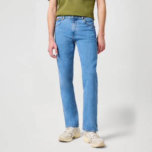 Wrangler Texas Good Shot van voren. 