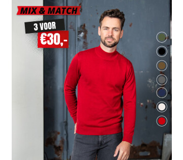 Model draagt de Cappuccino Navaro trui in rod.