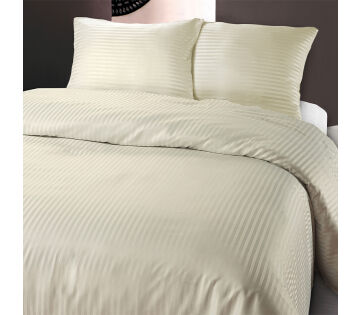 Deze Zensation Dallas Dekbedovertrekset in crème geeft een rustgevend gevoel aan je slaapkamer.