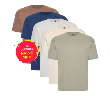 Het Mario Russo Oversized T-shirt is verkrijgbaar in verschillende kleuren en maten. 