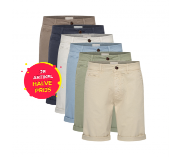 De Mario Russo Chino Short is verkrijgbaar in 6 kleuren.