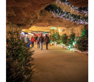 Ontdek de kerstsfeer in Valkenburg incl. ontbijt