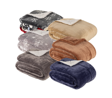 Vitapur Beatrice Fluffy Kleed in zes verschillende kleuren en designs.