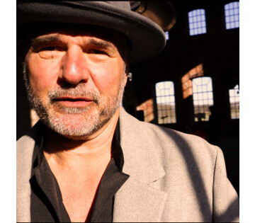 Alexander Broussard - Joe Jackson in Emmen