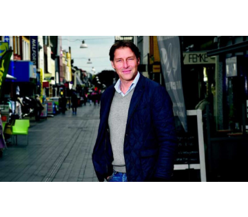 Senior Café: Peter de Vries in Heerenveen