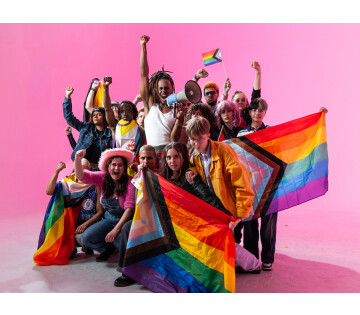 Jeangu Macrooy - Young, Awkward & Lonely in Leeuwarden