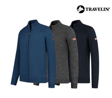 Het Travelin' Gebreide Herenvest is echt iets om jouw outfit compleet te maken, beschikbaar in 3 verschillende kleuren en verschillende maten.