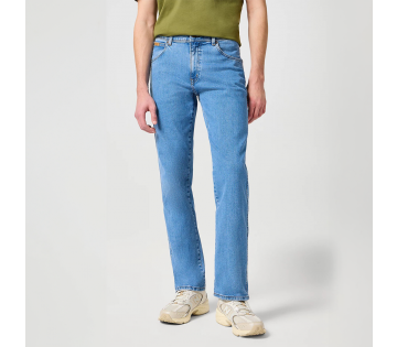 Wrangler Texas Good Shot van voren. 