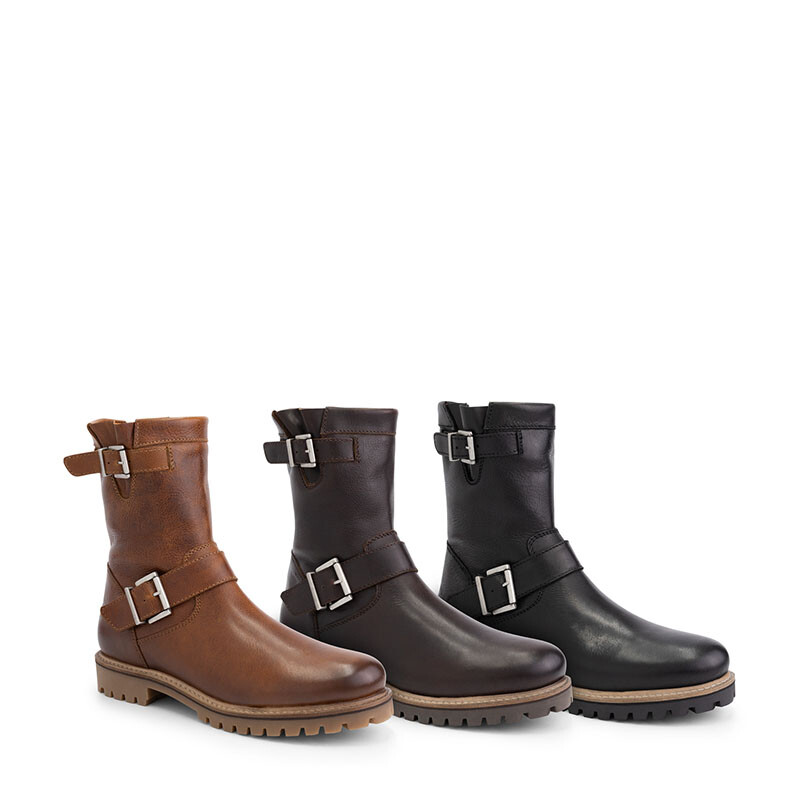 Travelin’ motorboots in cognac, donkerbruin en zwart met gespen en profielzool.
