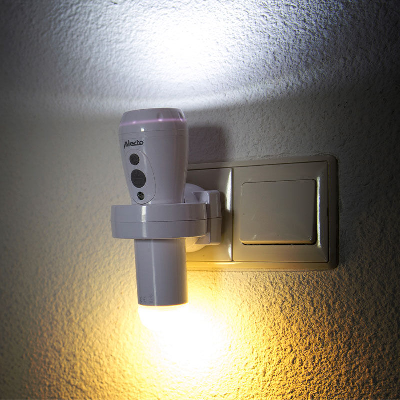 De Set van 2 Alecto ATL-110 Nachtzaklamp met Sensor. De Set van 2 Alecto ATL-110 Nachtzaklamp met Sensor.